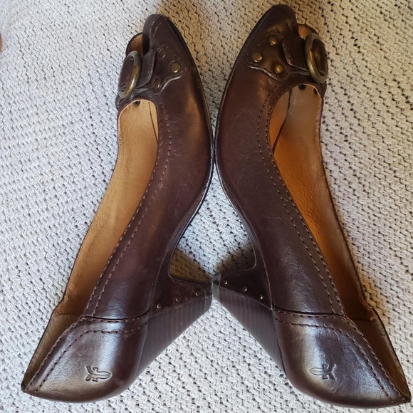 Frye Peep Toe Brown Heel - Picture 3 of 4